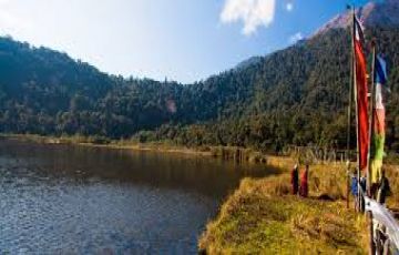 11 Days 10 Nights Yuksom, Sachen, Tshokha and Phedang Mountain Tour Package