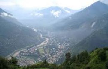 Pleasurable 8 Days Delhi to Manali Honeymoon Holiday Package