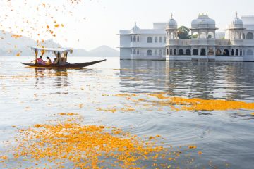 Beautiful 4 Days Udaipur and Mount Abu Tour Package