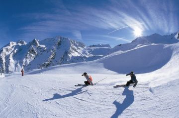 Beautiful 6 Days New Delhi to Auli Laga Joshimath Honeymoon Tour Package
