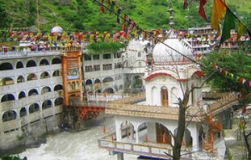 Ecstatic 4 Days 3 Nights Manikaran Tour Package