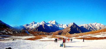 Pleasurable 4 Days Manali Honeymoon Vacation Package