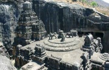 Family Getaway 3 Days Ajanta Luxury Tour Package