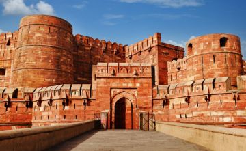 Beautiful Agra Family Vacation Tour Package for 3 Days