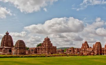 Beautiful 3 Days 2 Nights Hampi Honeymoon Tour Package