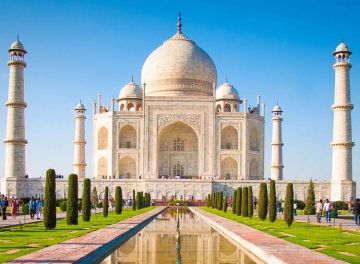 Experience 2 Days 1 Night Agra Tour Package