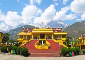 Beautiful 2 Days McLeod Ganj Honeymoon Trip Package