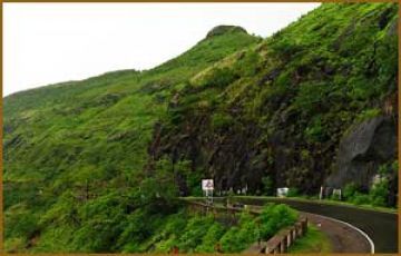 3 Nights/4 Days Lonavala & Mahabaleshwar Package