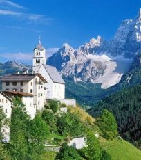 5 Days 4 Nights Delhi to Dalhousie Friends Vacation Package