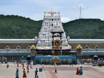 Best 2 Days 1 Night Tirupati Honeymoon Trip Package
