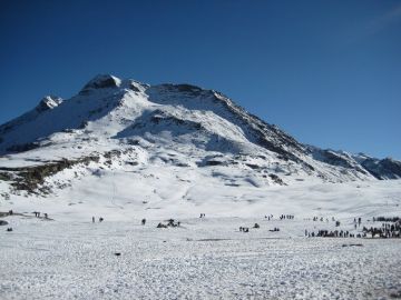 Best 2 Days 1 Night Manali Family Holiday Package