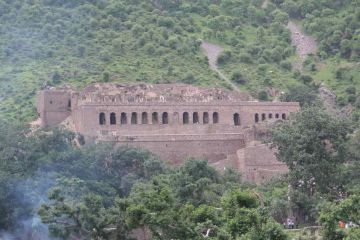 Beautiful 2 Days Bhangarh Family Trip Package