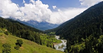 Family Getaway 2 Days Kashmir Mountain Vacation Package