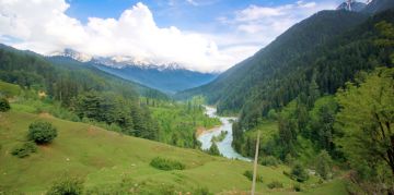 Family Getaway 2 Days Kashmir Rafting Vacation Package