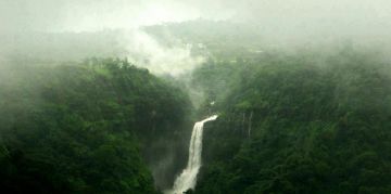 Memorable 2 Days 1 Night Mahabaleshwar Family Trip Package