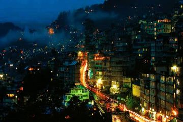 Family Getaway Gangtok Family Tour Package for 2 Days 1 Night