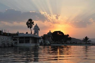Magical Udaipur Offbeat Tour Package for 2 Days
