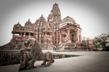 Khajuraho Historical Places Tour Package for 2 Days 1 Night