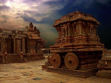 Best Hampi Culture and Heritage Tour Package for 2 Days