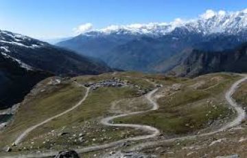 Experience 4 Days 3 Nights Manali River Holiday Package