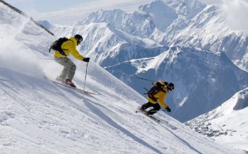 Beautiful 2 Days Auli Romantic Tour Package