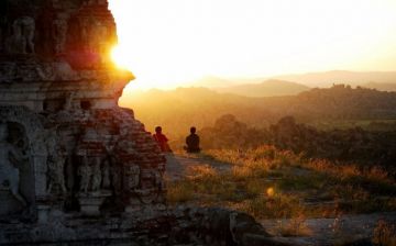 Magical 2 Days 1 Night Hampi Luxury Tour Package