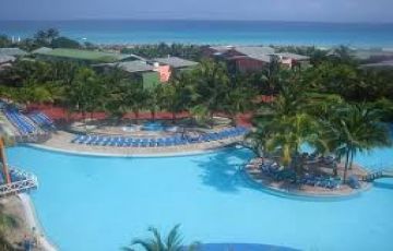 Family Getaway 10 Days Nairobi to Lake Nakuru Beach Tour Package