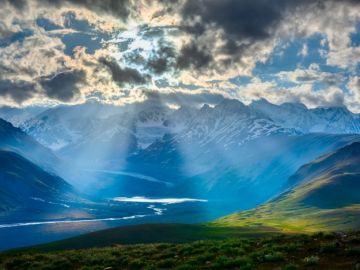 6 Days 5 Nights Somnath, Kullu, Manikaran and Solang Valley Walking Tour Package