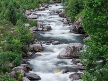 6 Days 5 Nights Somnath, Kullu, Manikaran and Solang Valley Walking Tour Package