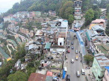 Best 5 Days SIKKIM GANGTOK, PELLING to Sikkim Shopping Trip Package