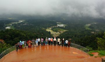 Meghalaya Cherrapunji Dawki 5 Night 6 Days