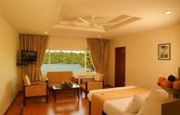Pleasurable Cochin Honeymoon Tour Package for 8 Days 7 Nights from Mumbai