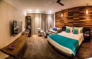 Beautiful 3 Days Jaipur to Goa Honeymoon Holiday Package