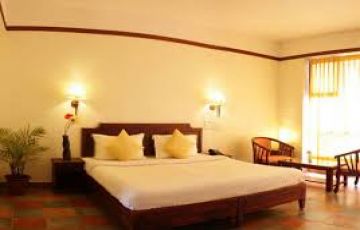 Best 4 Days Kerala Honeymoon Holiday Package