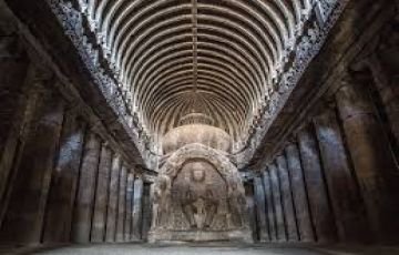 Experience 5 Days Mumbai to Mumbai Nashik Aurangabad Ellora Ajanta Family Holiday Package