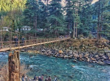 Heart-warming 5 Days Chalal Religious Vacation Package