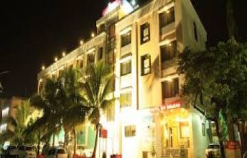 Amazing 4 Days Maharashtra Friends Trip Package