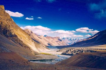 Beautiful McLeod Ganj Nature Tour Package for 3 Days from Garli Beautiful McLeod Ganj Nature Tour Package for 3 Days from Garli