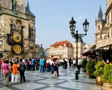 Beautiful 5 Days Delhi to Prague Trip Package
