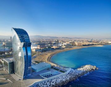 Heart-warming Barcelona Tour Package for 5 Days 4 Nights