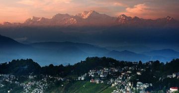 Magical 7 Days Siliguri to Darjeeling Honeymoon Trip Package