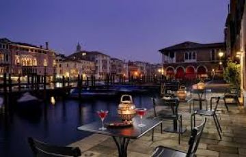 Amazing Florence Tour Package for 5 Days 4 Nights from Rome Amazing Florence Tour Package for 5 Days 4 Nights from Rome