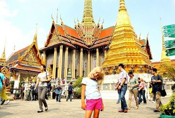 Experience Bangkok Tour Package for 3 Days 2 Nights