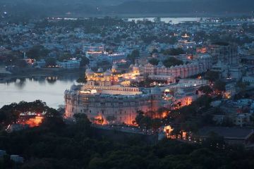 Ecstatic 4 Days Udaipur and Mount Abu Romantic Tour Package