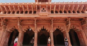 Heart-warming 8 Days 7 Nights Delhi, Jaipur with Agra Vacation Package