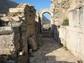 Pleasurable 12 Days ISTANBUL - GALLIPOLI - TROY - PERGAMUM - KUSADASI - EPHESUS - PAMUKKALE - ANTALYA - KONYA - CAPPADOCIA - ANKARA Trip Package