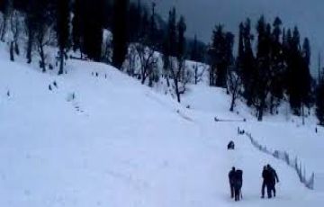 Magical Manali Honeymoon Tour Package for 4 Days from Delhi