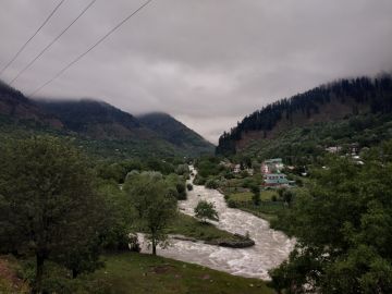 Ecstatic 3 Days 2 Nights Srinagar, Pahalgam with Gulmarg Nature Tour Package