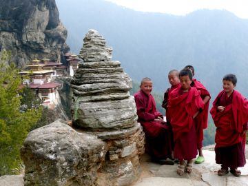 Pleasurable 6 Days Punakha Honeymoon Holiday Package