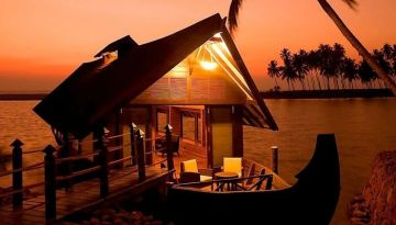 7 Days Cochin, Thekkady, Alleppey and Kovalam Beach Trip Package